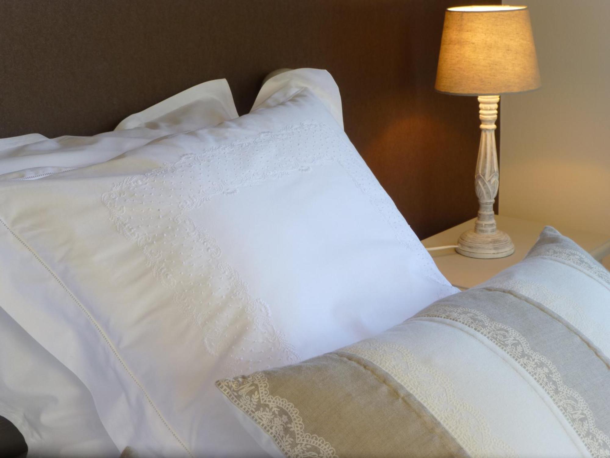 Chambres D'Hotes La Parenthez' อาเกอโน ห้อง รูปภาพ